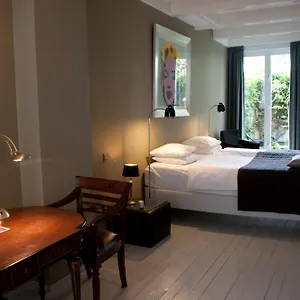 https://bed-breakfast-westviolet.amsterdamhotelsnl.com